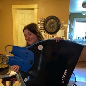 Hey there I’m selling my competitive monofin!